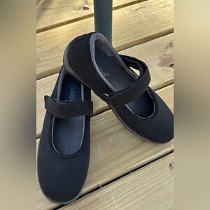 Orthofeet Black Mary Jane Shoes